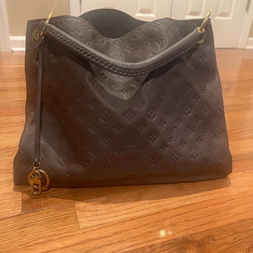 Louis Vuitton ARTSY MM Empriente bag Taupe